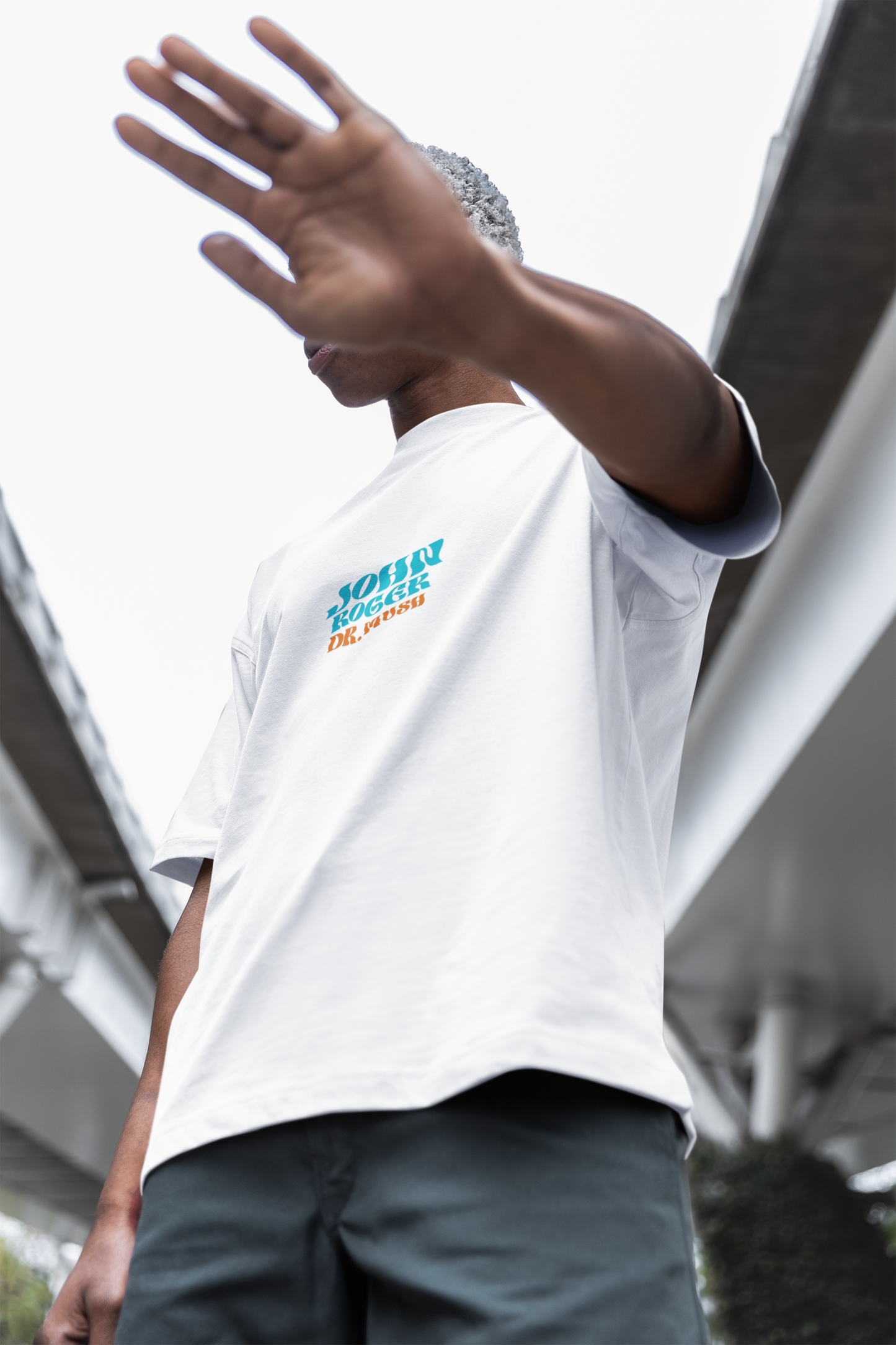 Camiseta Oversize Doctor Mush x John Roger